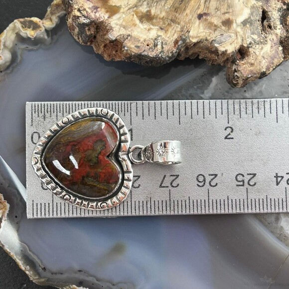 Sterling Silver Southwestern Style Sean Agate Heart Decorated Pendant For Women - Picture 10 of 10